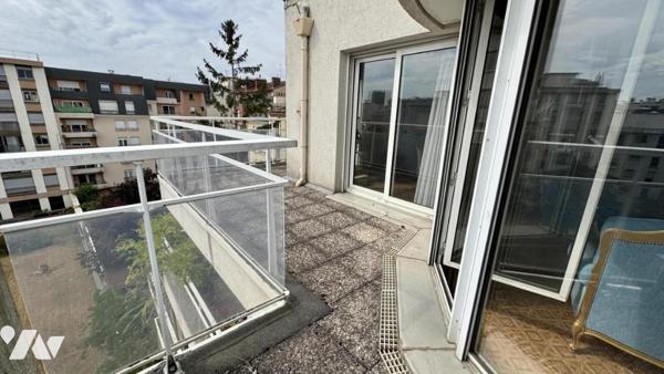 92100 BOULOGNE -APPARTEMENT DERNIER ETAGE - BALCON/TERRASSE- DOUBLE BOX - A RENOVER
