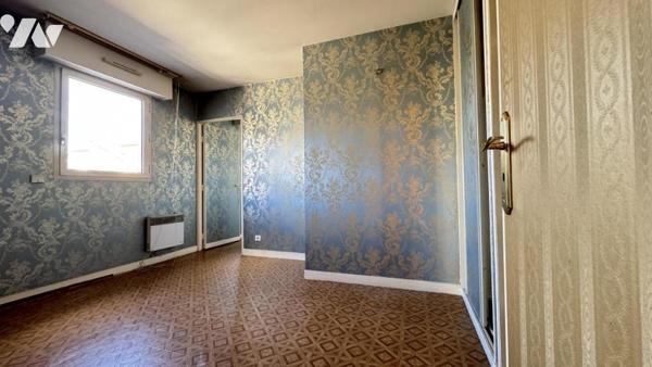 92100 BOULOGNE -APPARTEMENT DERNIER ETAGE - BALCON/TERRASSE- DOUBLE BOX - A RENOVER