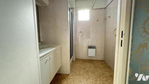 92100 BOULOGNE -APPARTEMENT DERNIER ETAGE - BALCON/TERRASSE- DOUBLE BOX - A RENOVER