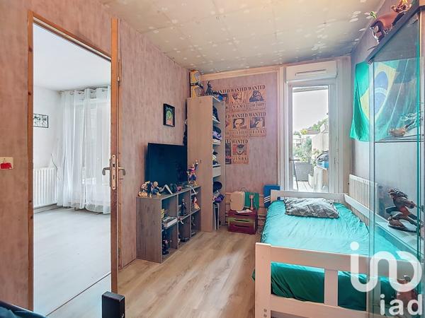 Appartement à vendre 4 pièces 87 m² Savigny-le-Temple