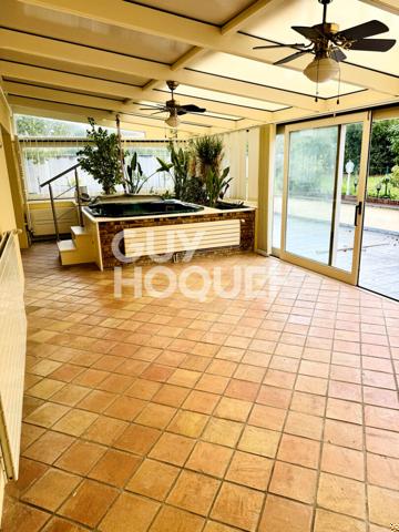 BOUAFLE - Maison familiale de 8 pièces - 196m2