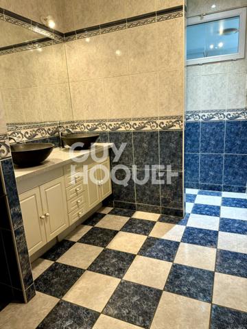 BOUAFLE - Maison familiale de 8 pièces - 196m2