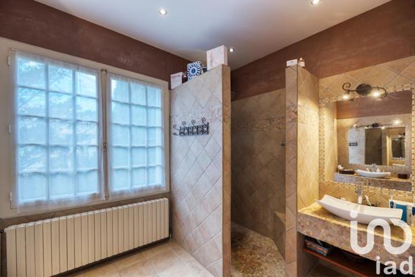 Maison à vendre 8 pièces 250 m² Montpellier
