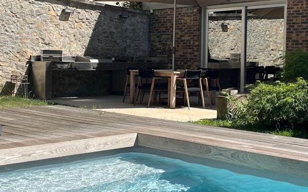 Maison à vendre    8 pièces • 296 m2 Palaiseau