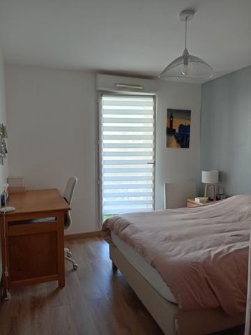 REIMS - Secteur Henry VASNIER appartement T2 meublé avec sta