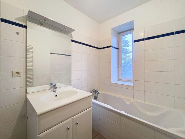 Appartement Bourg En Bresse 3 pièce(s) 63 m2