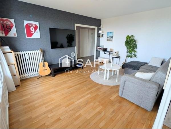 Appartement F3 très lumineux, cave, garage et jardin.