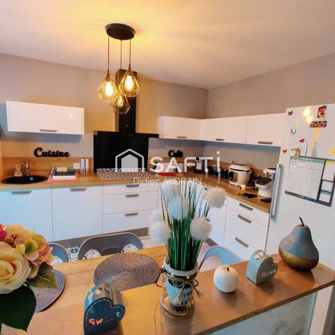 Maisonnette en très bon état et bien située
