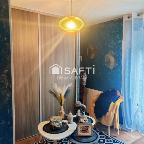Maisonnette en très bon état et bien située