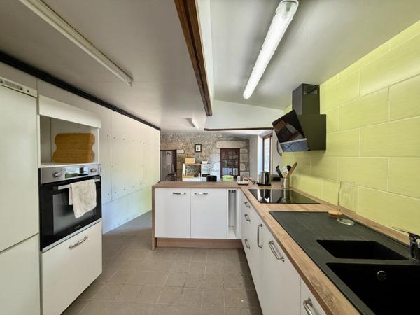 À Vendre – Propriété de Caractère avec Activité de Chambres d’Hôtes – Guern (56310)