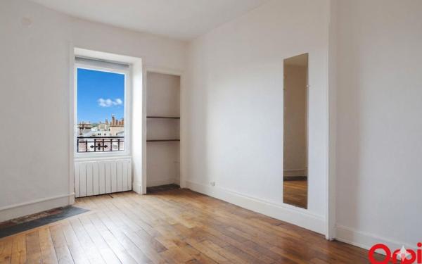 Appartement à vendre    1 pièce • 31 m2 Lyon 7