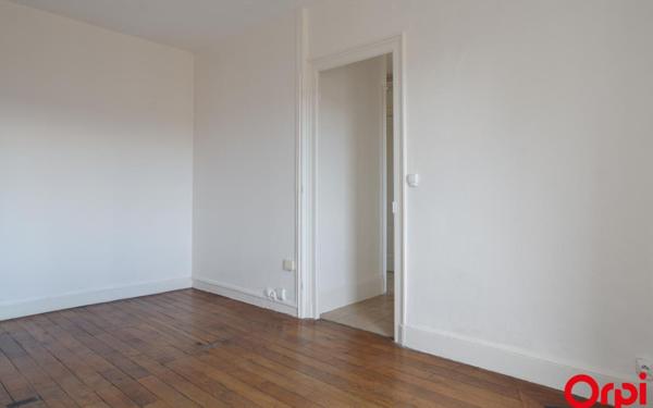 Appartement à vendre    1 pièce • 31 m2 Lyon 7