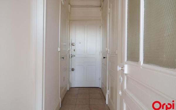 Appartement à vendre    1 pièce • 31 m2 Lyon 7