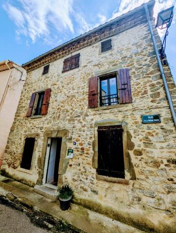 PARAZA / CANAL DU MIDI Trés belle maison de village en pierres entièrement rénovée avec vue exceptionnelle