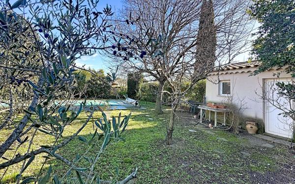 Maison à vendre    6 pièces • 132 m2 Morières-lès-Avignon