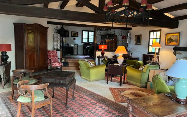 Maison à vendre    6 pièces • 180 m2 La Gaude