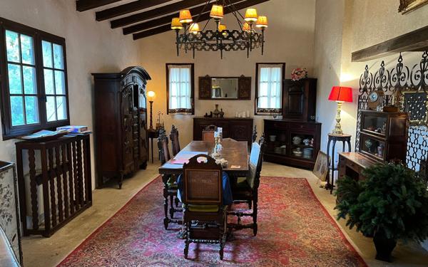 Maison à vendre    6 pièces • 180 m2 La Gaude