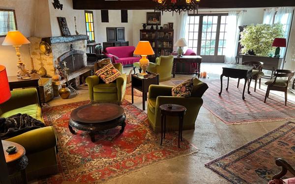 Maison à vendre    6 pièces • 180 m2 La Gaude