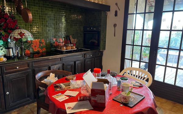 Maison à vendre    6 pièces • 180 m2 La Gaude