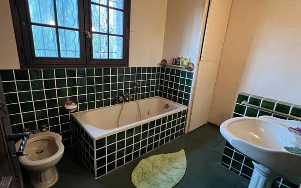 Maison à vendre    6 pièces • 180 m2 La Gaude