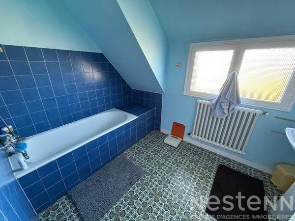 Quiberon - Maison de 4 chambres en vente, situee au calme.