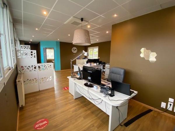 4 Bâtiments 1125 m² + Terrain 11 701 m² (AUBIN - AVEYRON)