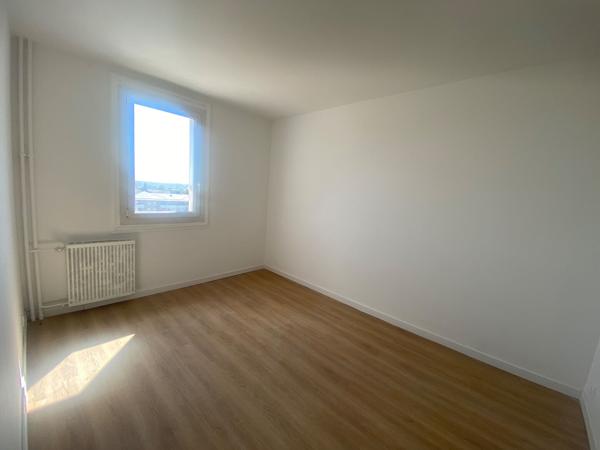 Appartement 3 pièces à louer à Corbeil Essonnes - Réf. 17495