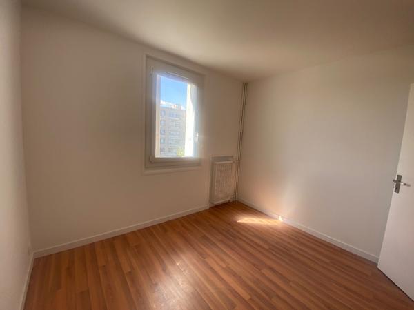 Appartement 3 pièces à louer à Corbeil Essonnes - Réf. 17495