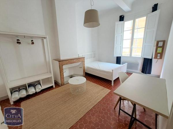 Appartement à louer 3 pièces 79.5m²