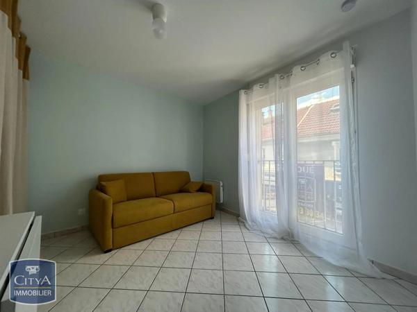Appartement à louer 1 pièce 17.74m² Noisy-le-Grand (93160)