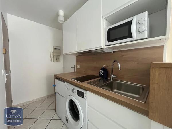 Appartement à louer 1 pièce 17.74m² Noisy-le-Grand (93160)