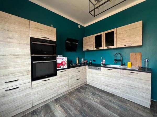 Maison à vendre 6 pièces ()