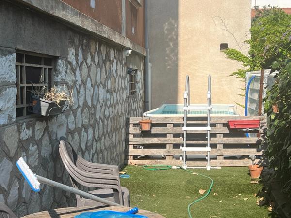 Maison à vendre 6 pièces ()