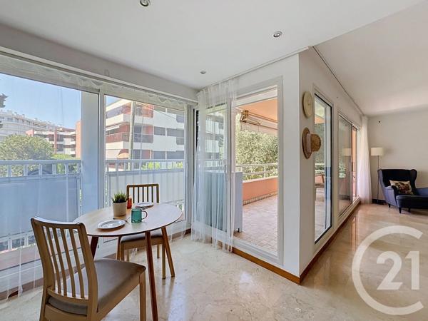 Appartement F3 à vendre  3 pièces - 76,63 m 2   ANTIBES  - 06