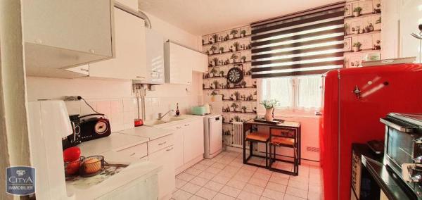 Appartement à louer 2 pièces 66m²