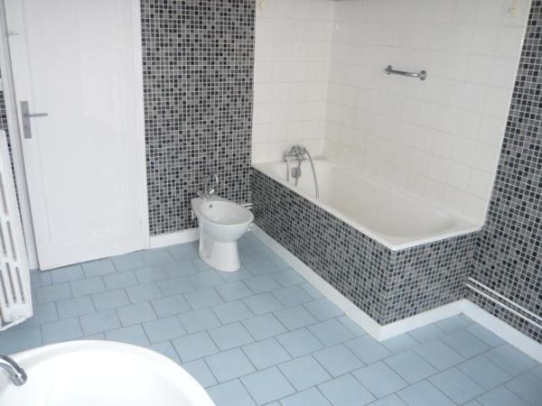 Appartement à louer 2 pièces 66m²