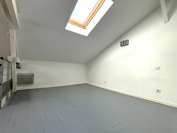 AGEN - A vendre immeuble composé de 3 lots avec parking sur axe passant !