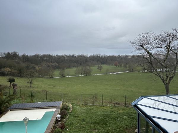 Maison - 6 pièces - 168 m²