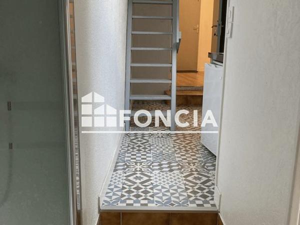 Location Studio 20 m² - Angle du 2 rue du 73ème Territorial et 37 rue de Kerampont Lannion 22300