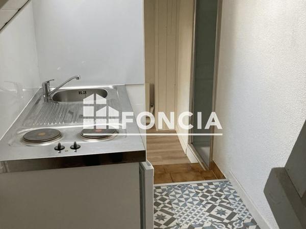 Location Studio 20 m² - Angle du 2 rue du 73ème Territorial et 37 rue de Kerampont Lannion 22300