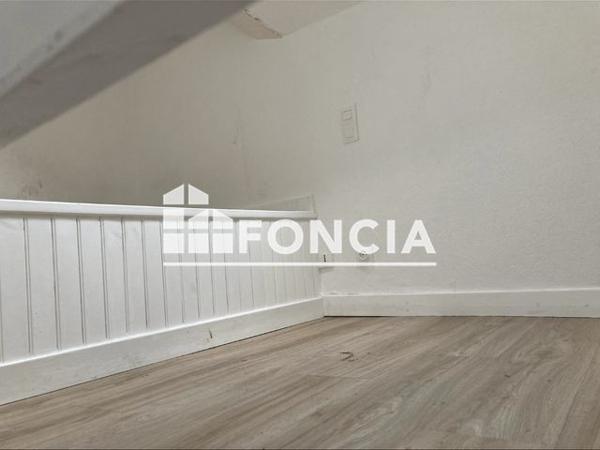 Location Studio 20 m² - Angle du 2 rue du 73ème Territorial et 37 rue de Kerampont Lannion 22300