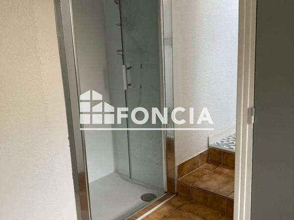 Location Studio 20 m² - Angle du 2 rue du 73ème Territorial et 37 rue de Kerampont Lannion 22300