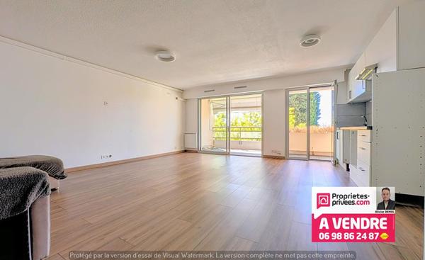 A SAISIR 3 PIECES 65 m² AVEC GARAGE. AVENUE DE LA ROUBINE : MER ET CENTRE VILLE A PIED