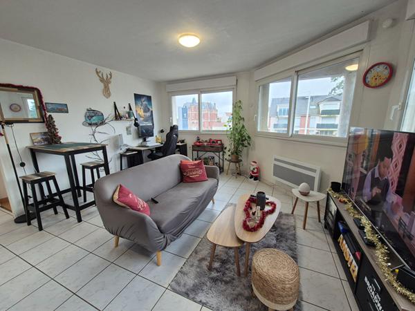 Appartement CHEVRY COSSIGNY - 2 pièce(s) - 38 m2