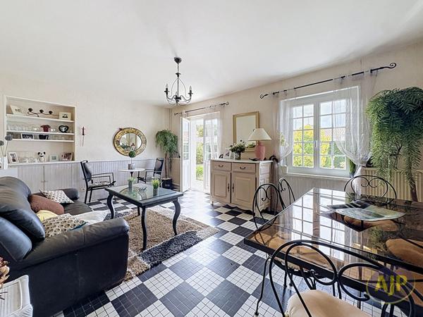 Maison à vendre Challans - 6 pièces, 94m² avec 4 chambre(s) à 238 500€ - AJP Immobilier Challans