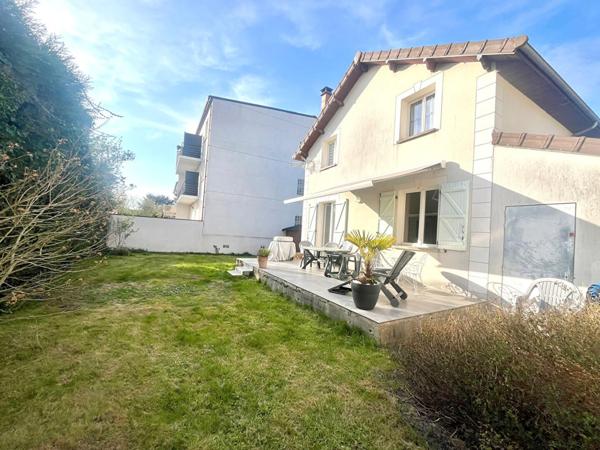 Maison Livry Gargan 6 pièce(s) 102 m2