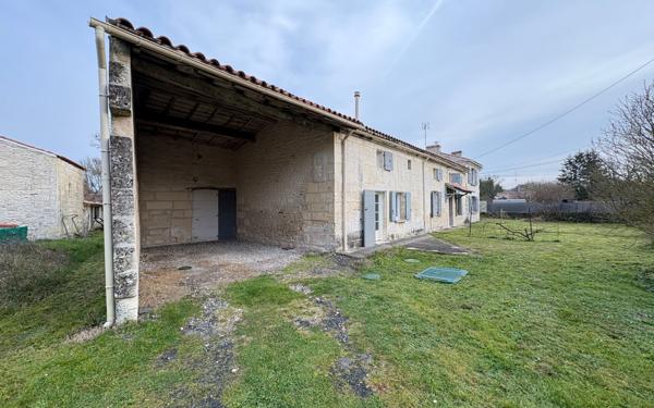 Maison à vendre    7 pièces • 216,18 m2 Thénac