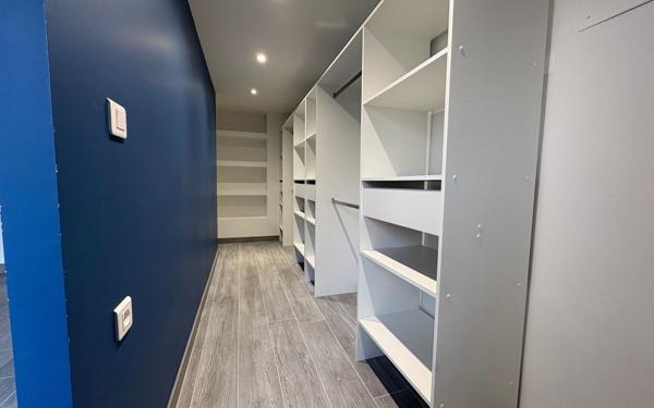 Maison à vendre    7 pièces • 216,18 m2 Thénac