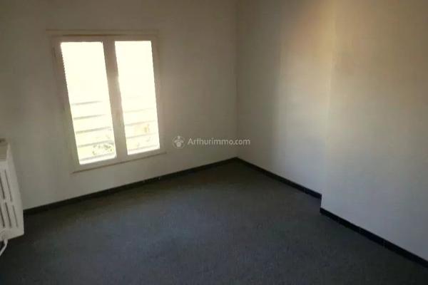 Location                                                      Appartement
                        
                     3 pièces                      44 m2                     à Vienne
