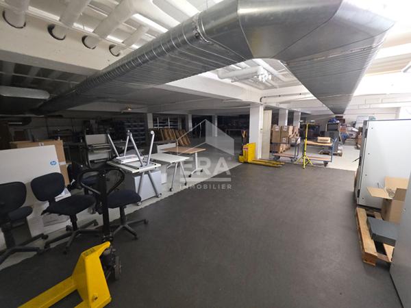 Entrepôt Tours 394.61 m²